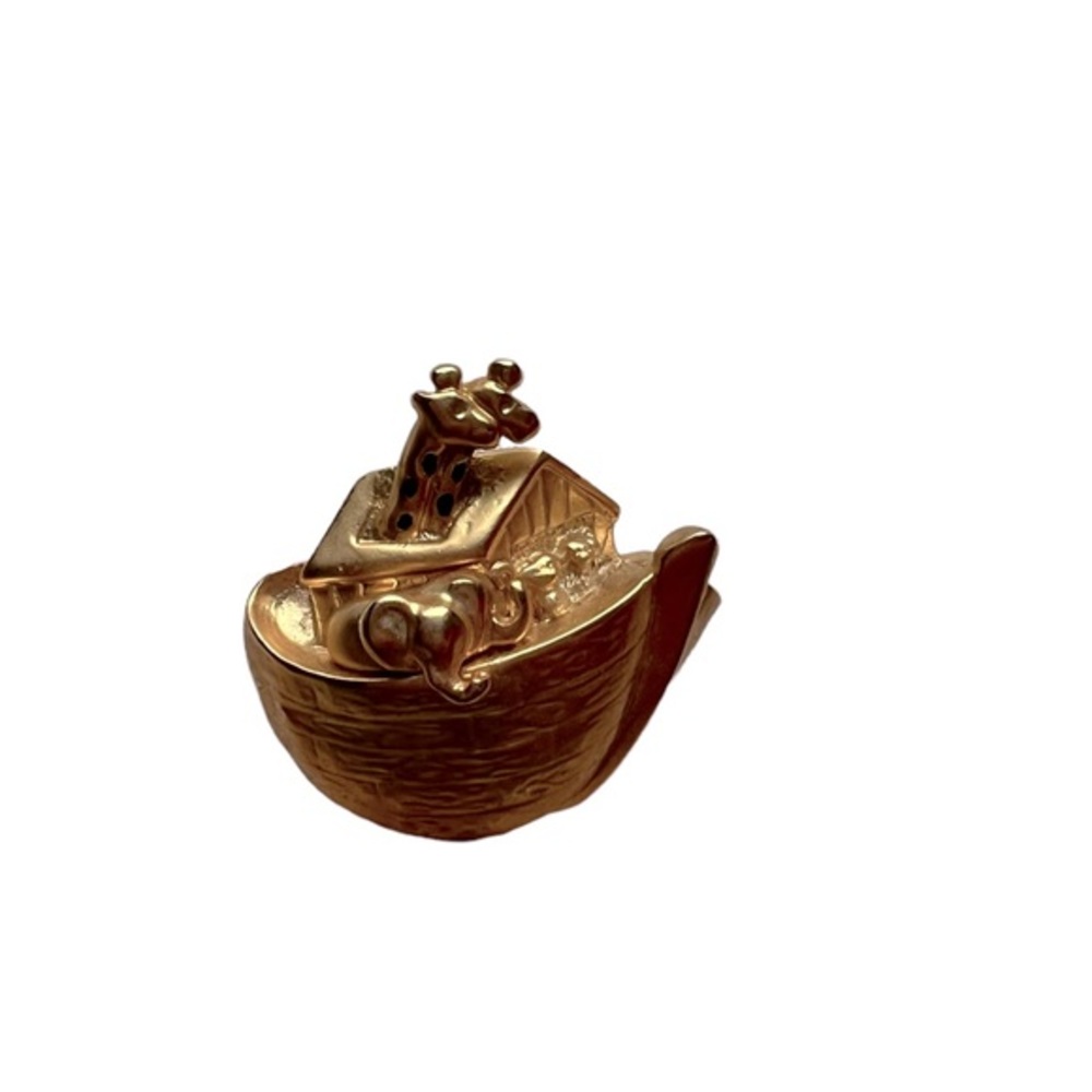 Noah’s Ark Pin